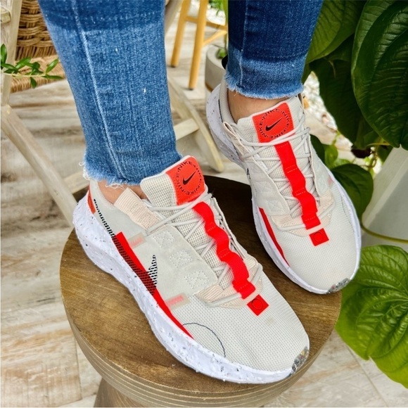 Nike Crater Impact Light Bone Bright Crimson Sneakers Athletic Shoes Size 8,5 - Picture 3 of 15
